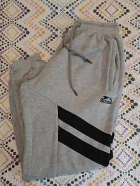 Men's Slazenger Gray & Black Drawlstring Cuffed Joggers